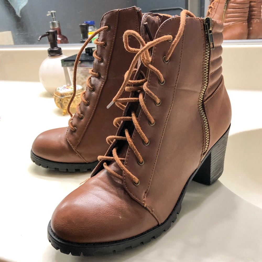 Charlotte Russe boots